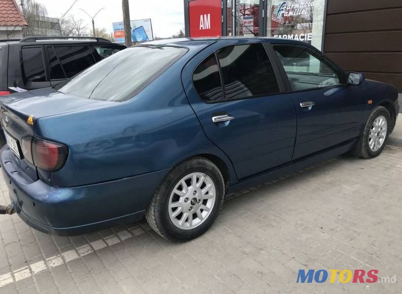 1999' Nissan Primera photo #1