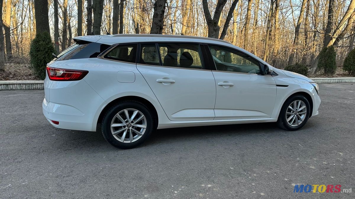 2017' Renault Megane photo #6