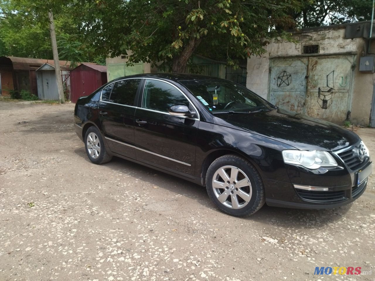 2006' Volkswagen Passat photo #1