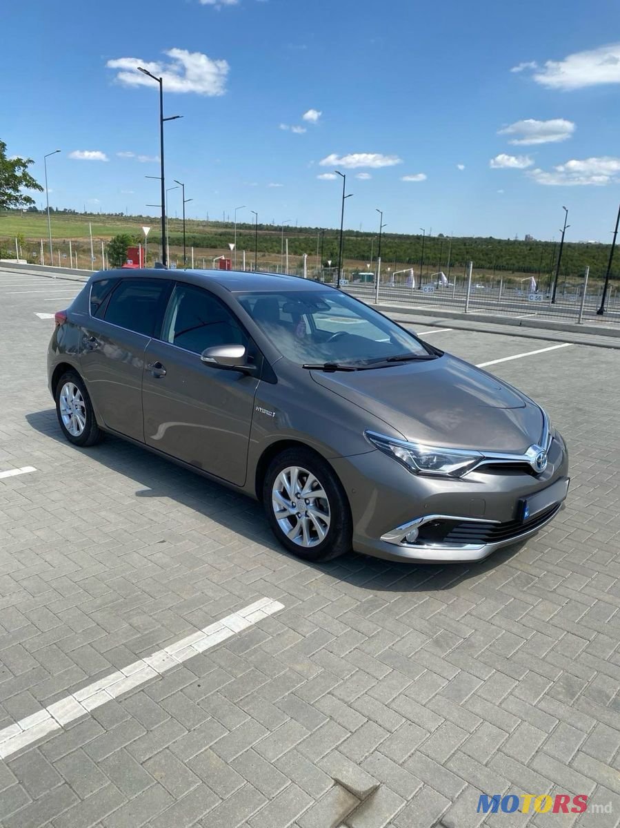 2017' Toyota Auris photo #4