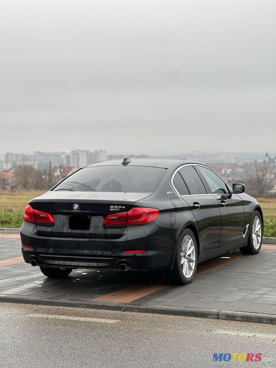 2018' BMW 5 Series photo #4