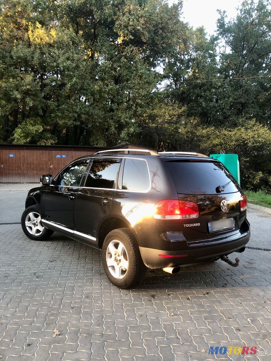 2006' Volkswagen Touareg photo #4