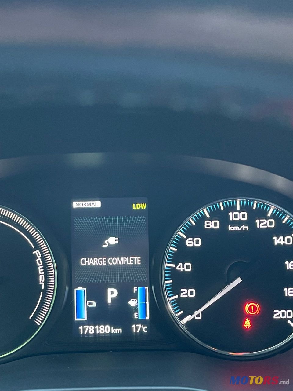 2015' Mitsubishi Outlander photo #6