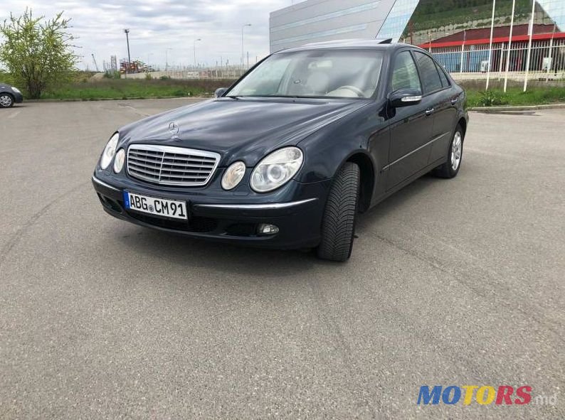 2005' Mercedes-Benz E photo #2