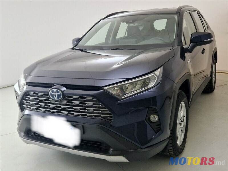 2019' Toyota RAV4 photo #2