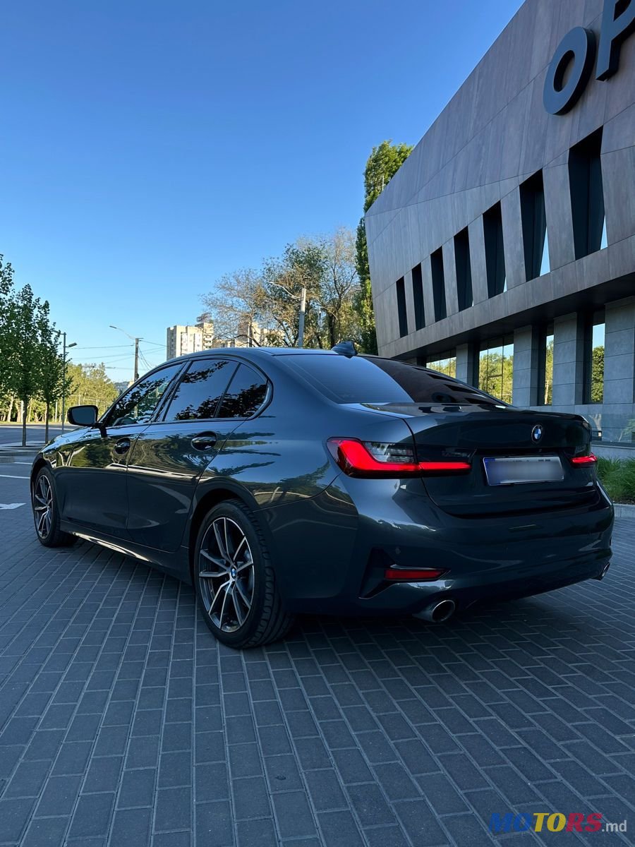 2019' BMW 3 Series photo #4
