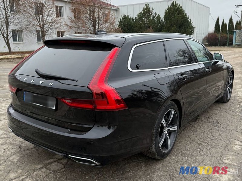 2018' Volvo V90 photo #5