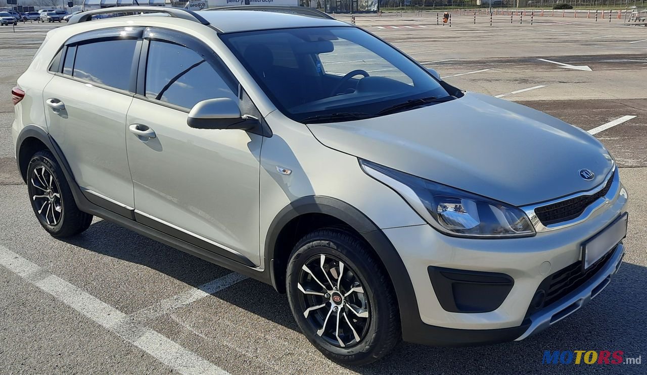 2019' Kia Rio X-Line photo #3