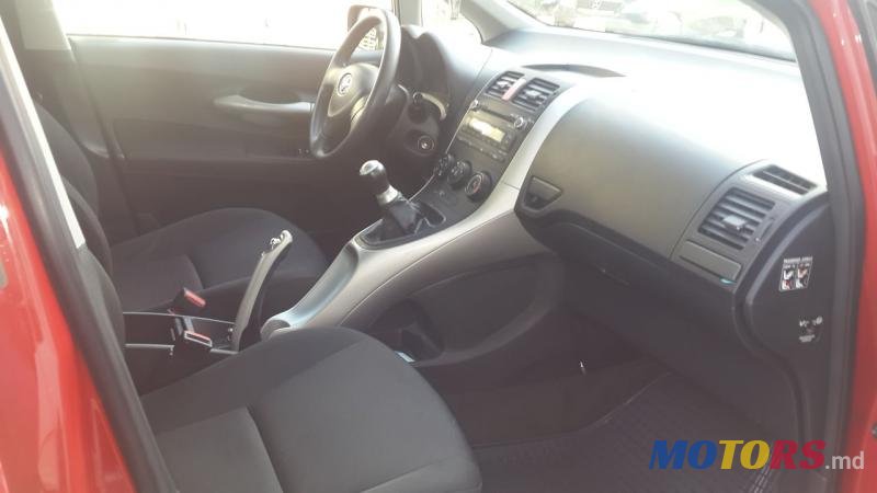 2008' Toyota Auris photo #7