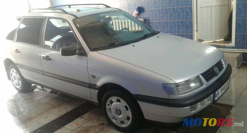 1996' Volkswagen Passat photo #1