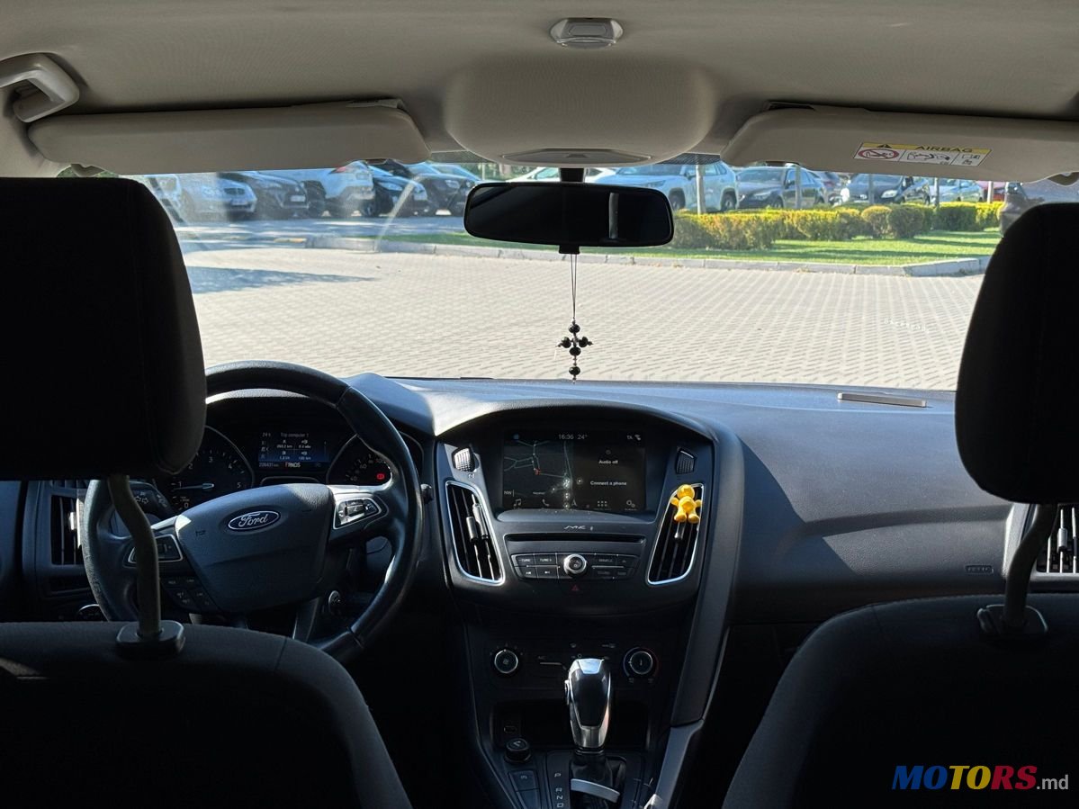2018' Ford Focus photo #5