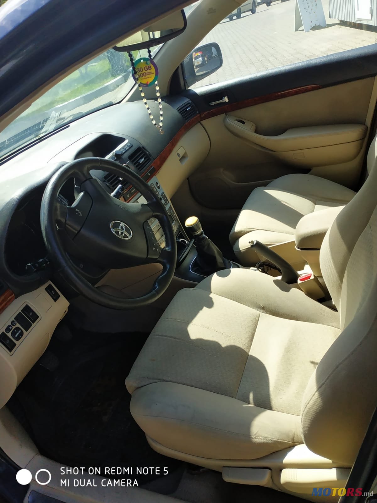 2006' Toyota Avensis photo #1