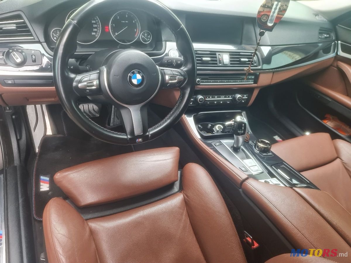 2010' BMW 5 Series photo #6