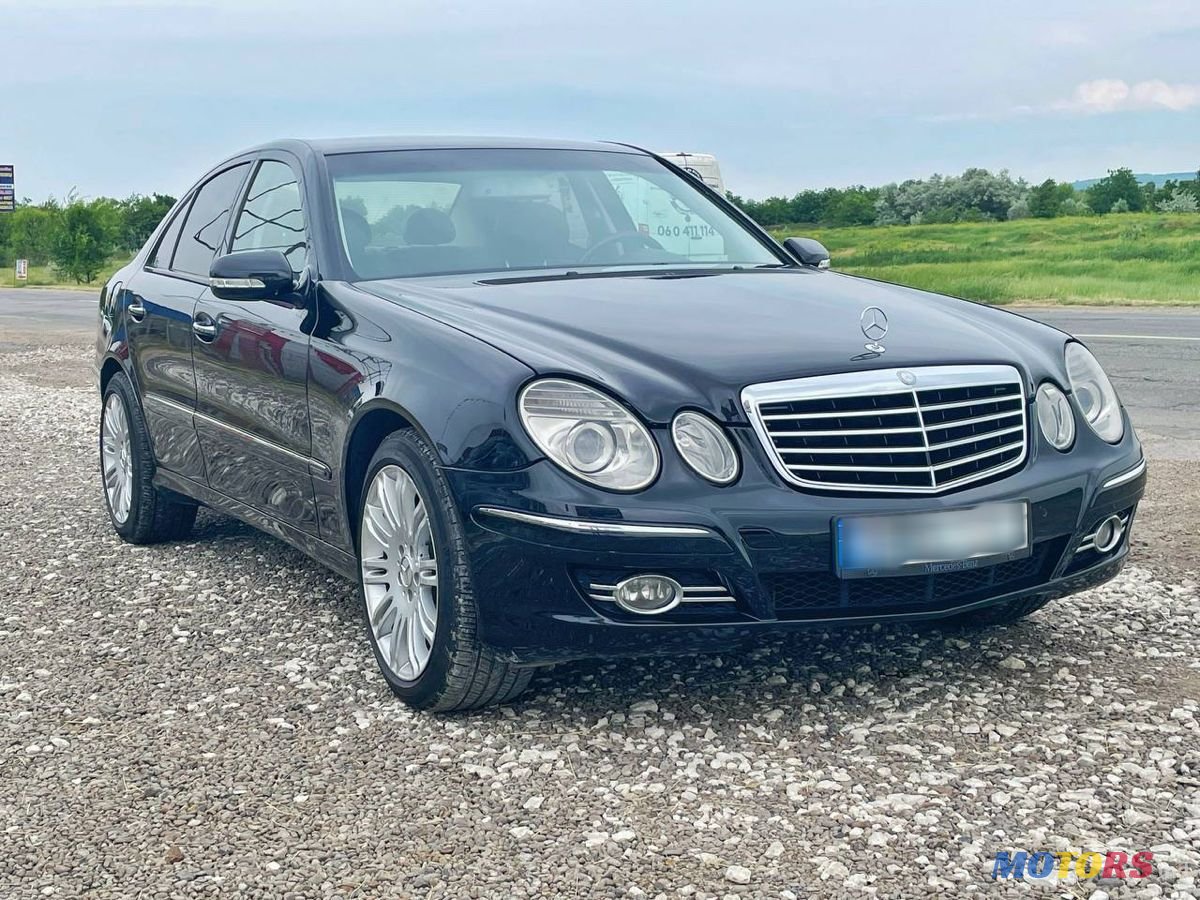2008' Mercedes-Benz E Класс photo #2