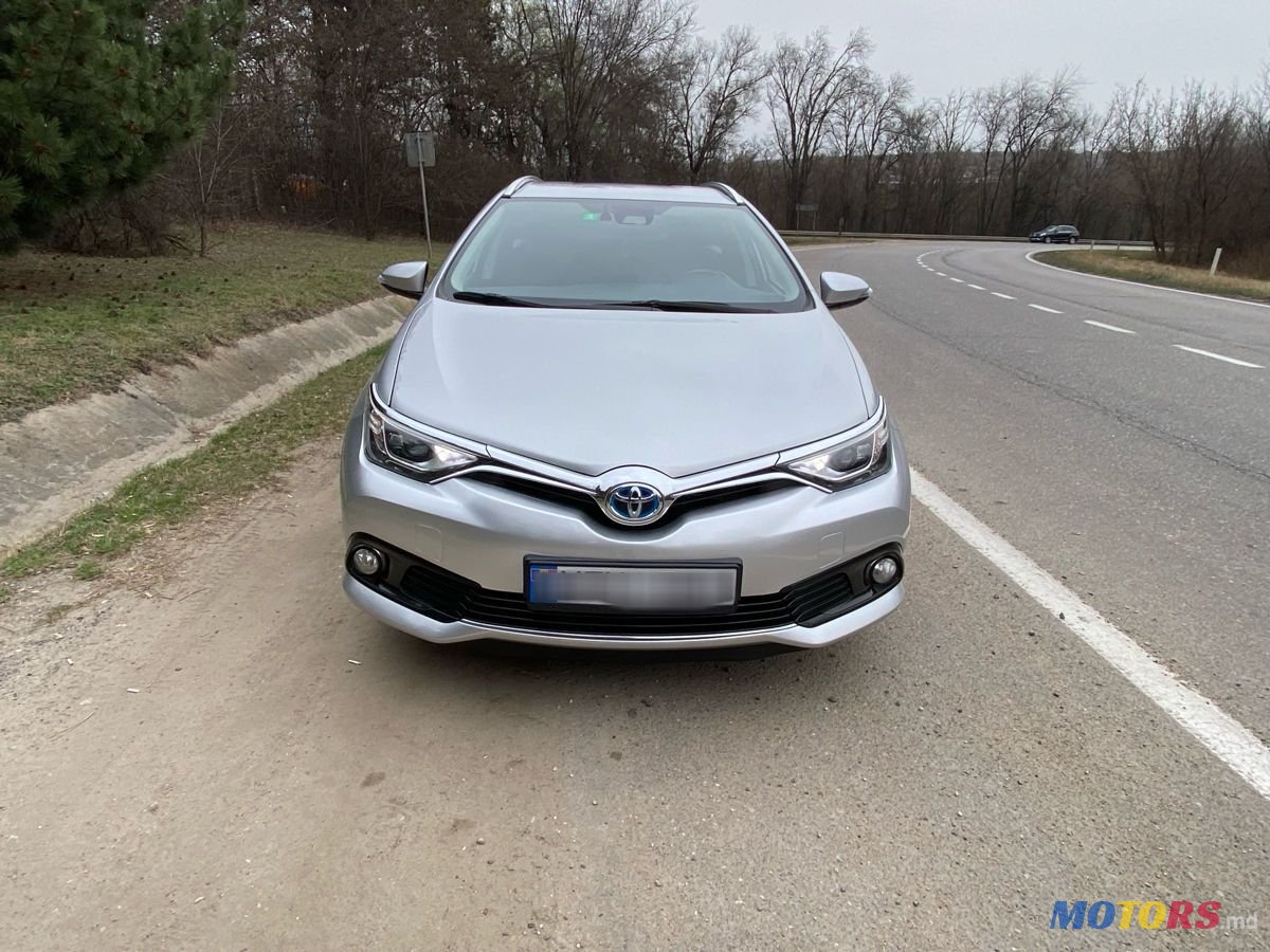 2017' Toyota Auris photo #6