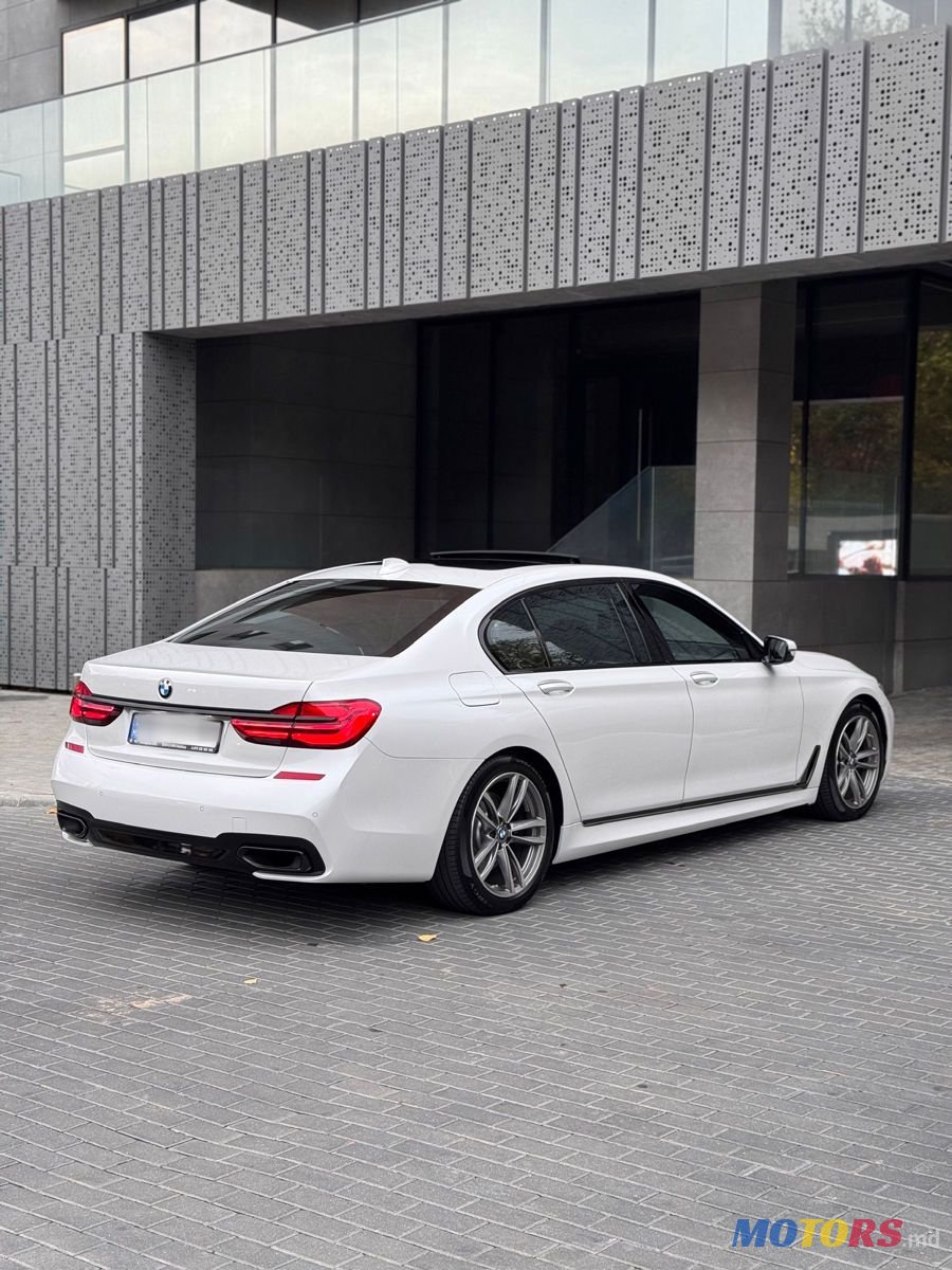 2018' BMW 7 Series photo #3