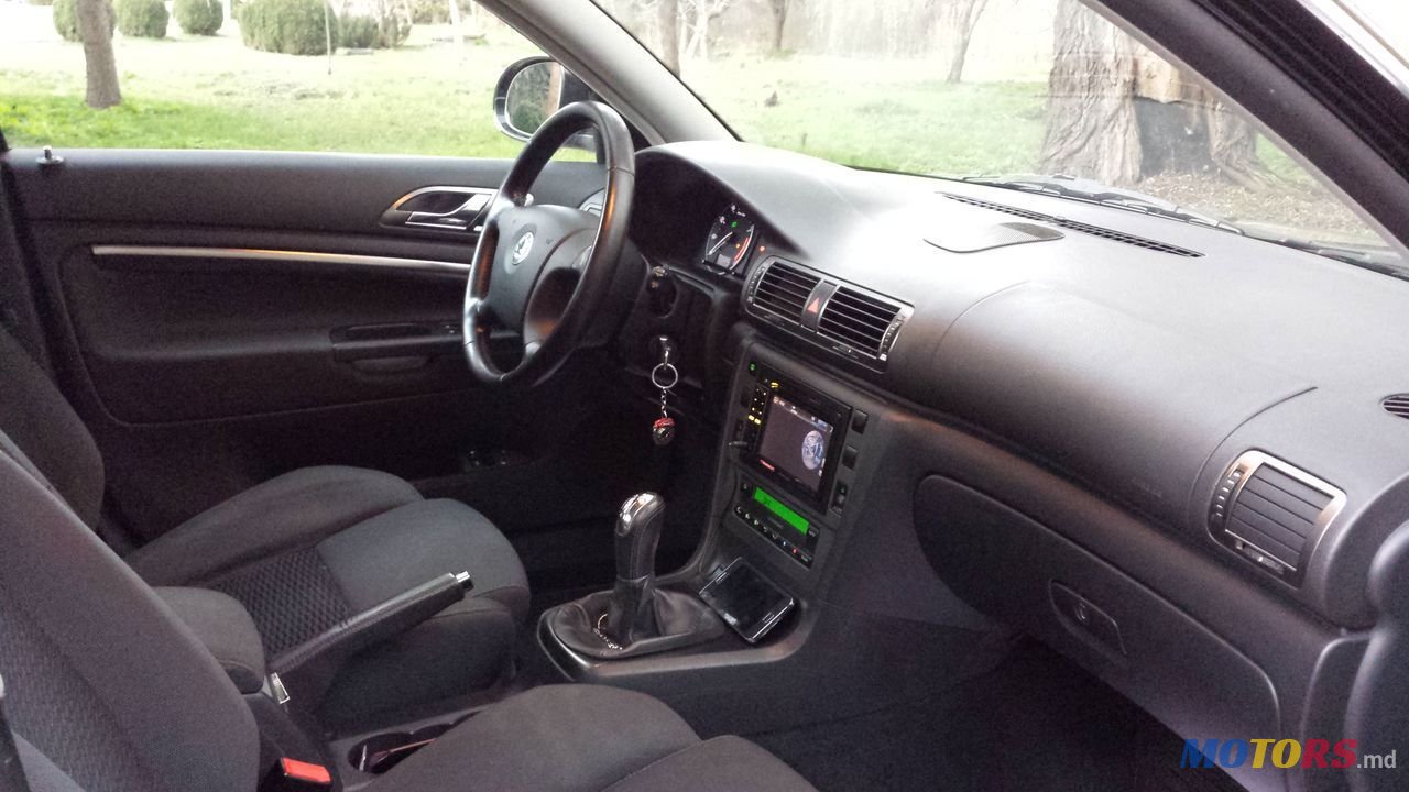 2008' Skoda Superb photo #3