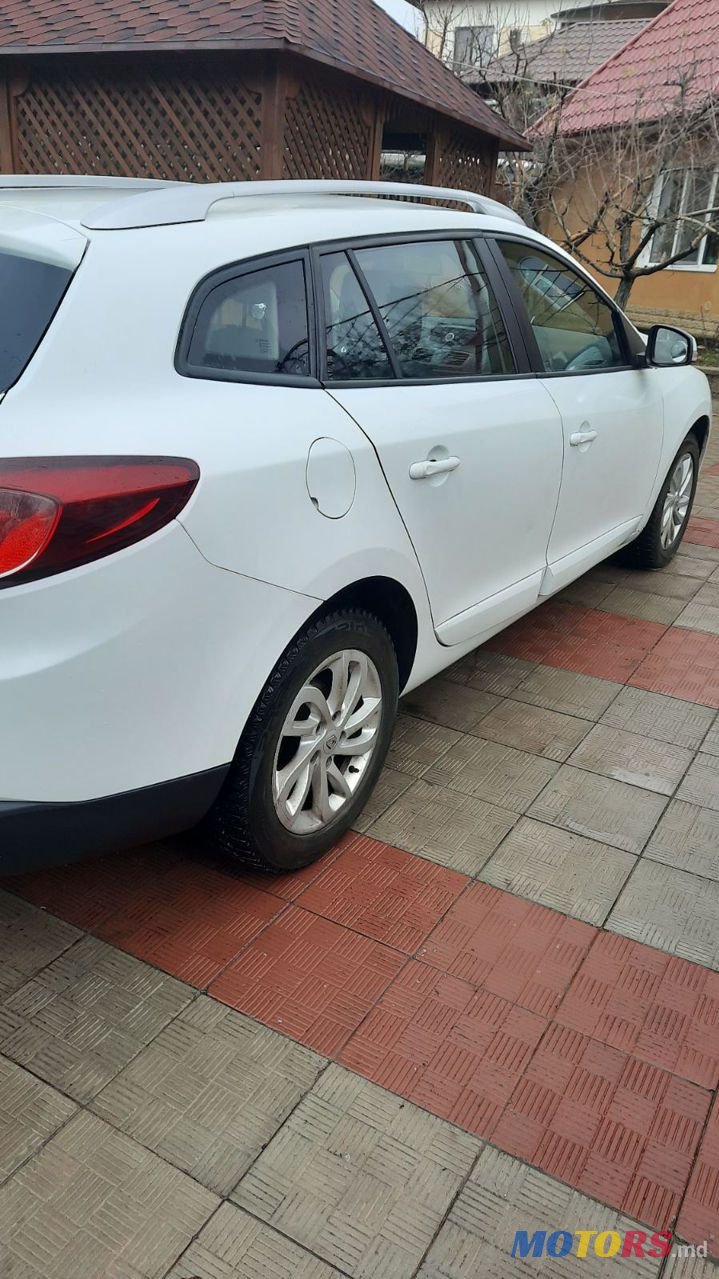 2013' Renault Megane photo #4