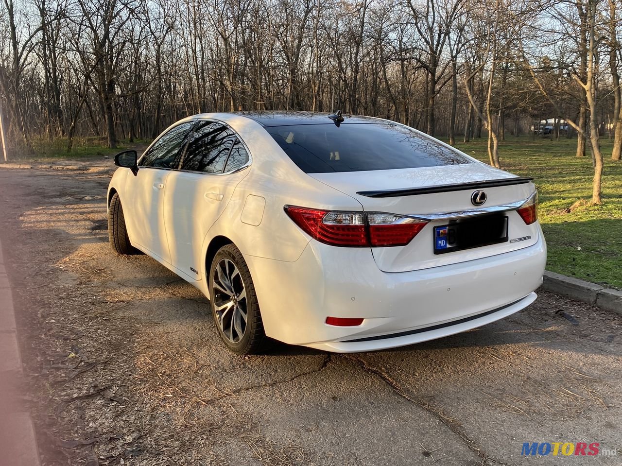 2013' Lexus Es Series photo #3
