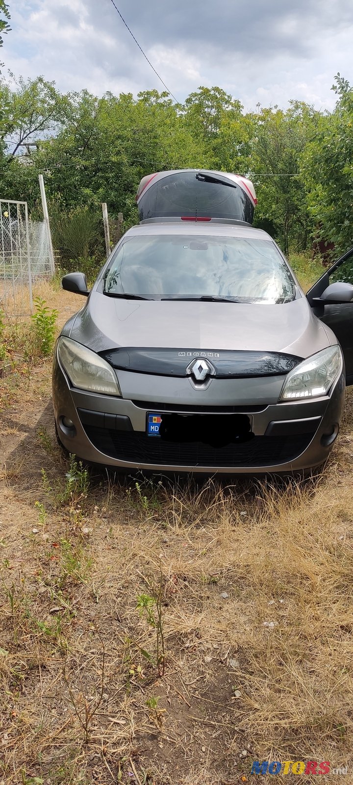 2009' Renault Megane photo #1