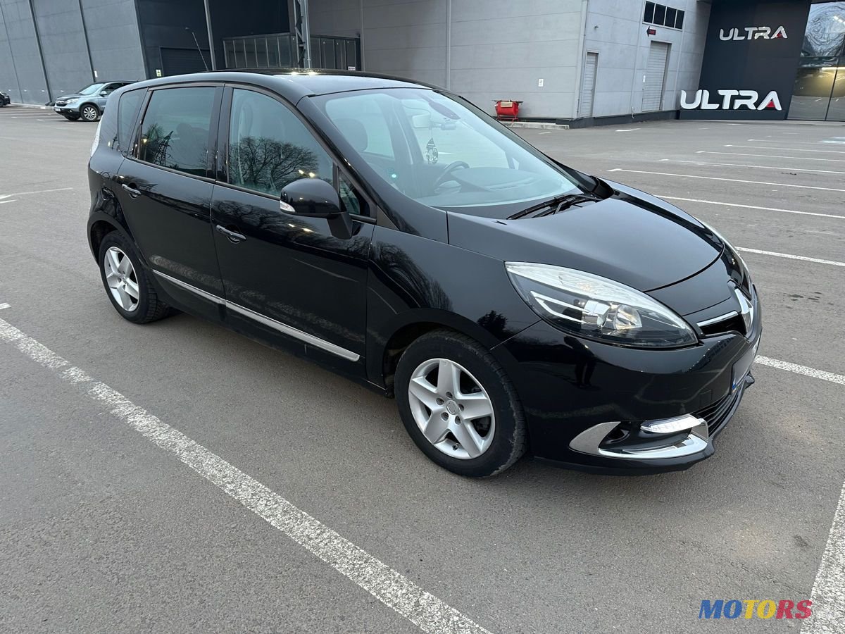 2014' Renault Scenic photo #2