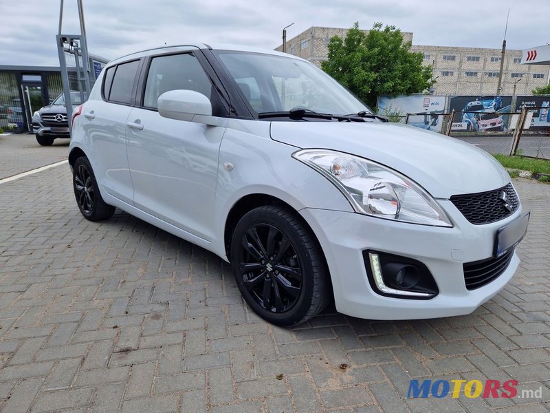 2016' Suzuki Swift photo #2