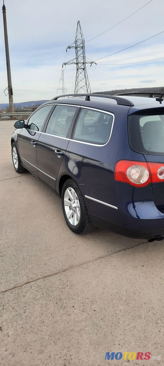 2006' Volkswagen Passat photo #2