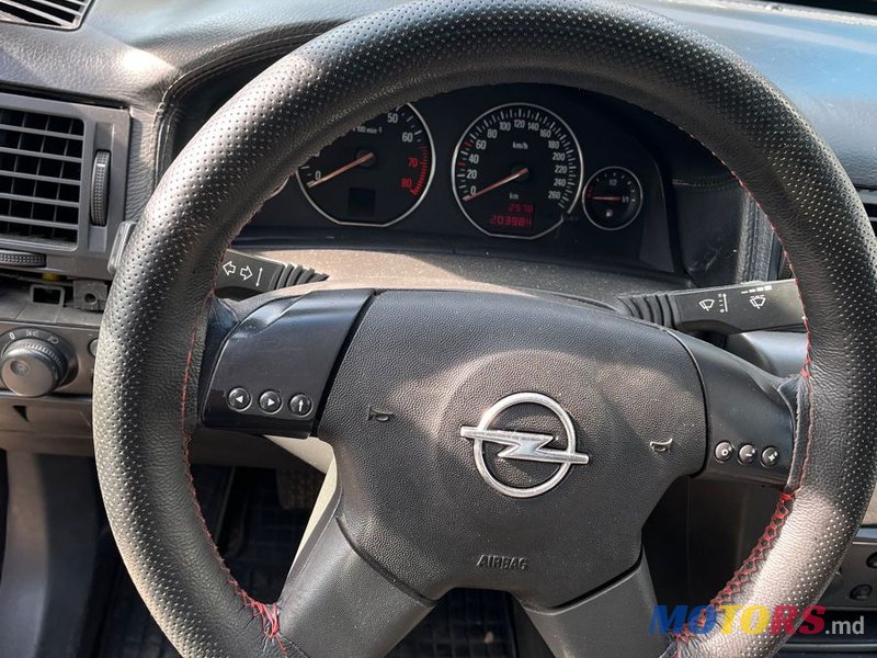 2003' Opel Vectra photo #2