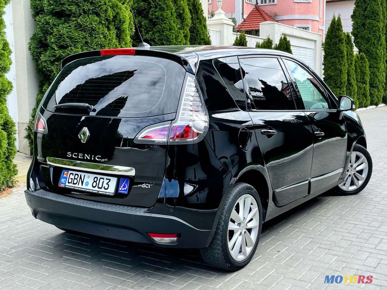2012' Renault Scenic photo #1