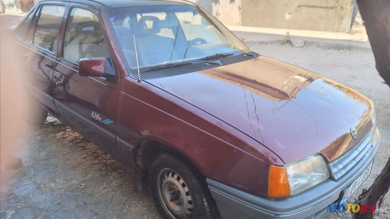 1991' Opel Kadett photo #4