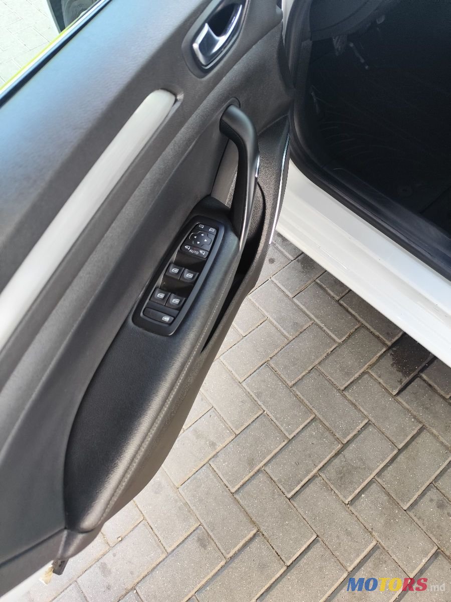 2018' Renault Megane photo #6