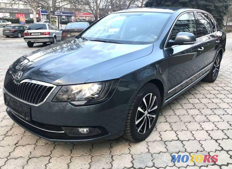 2014' Skoda Superb photo #2