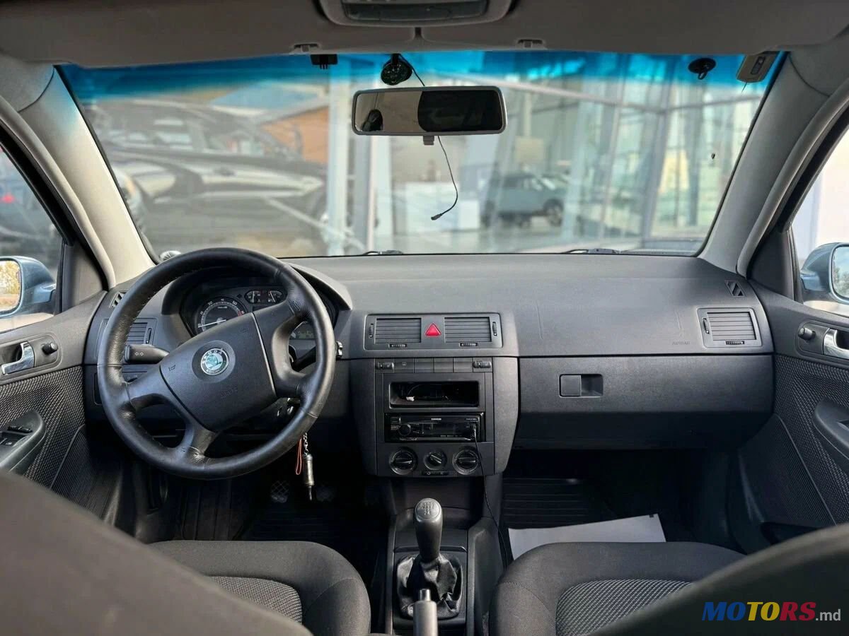 2005' Skoda Fabia photo #6