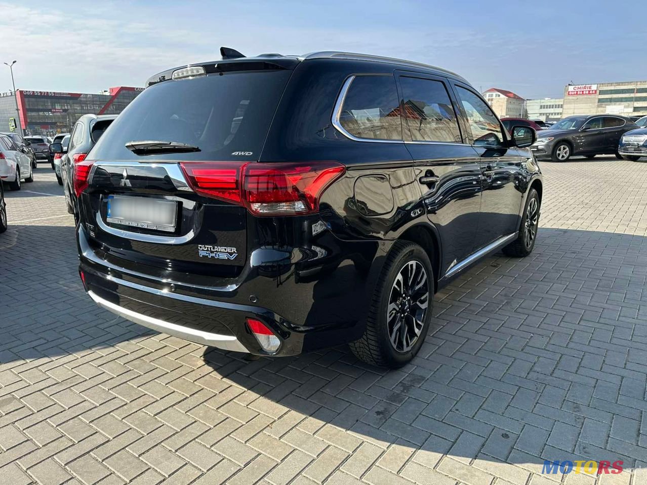 2015' Mitsubishi Outlander photo #6