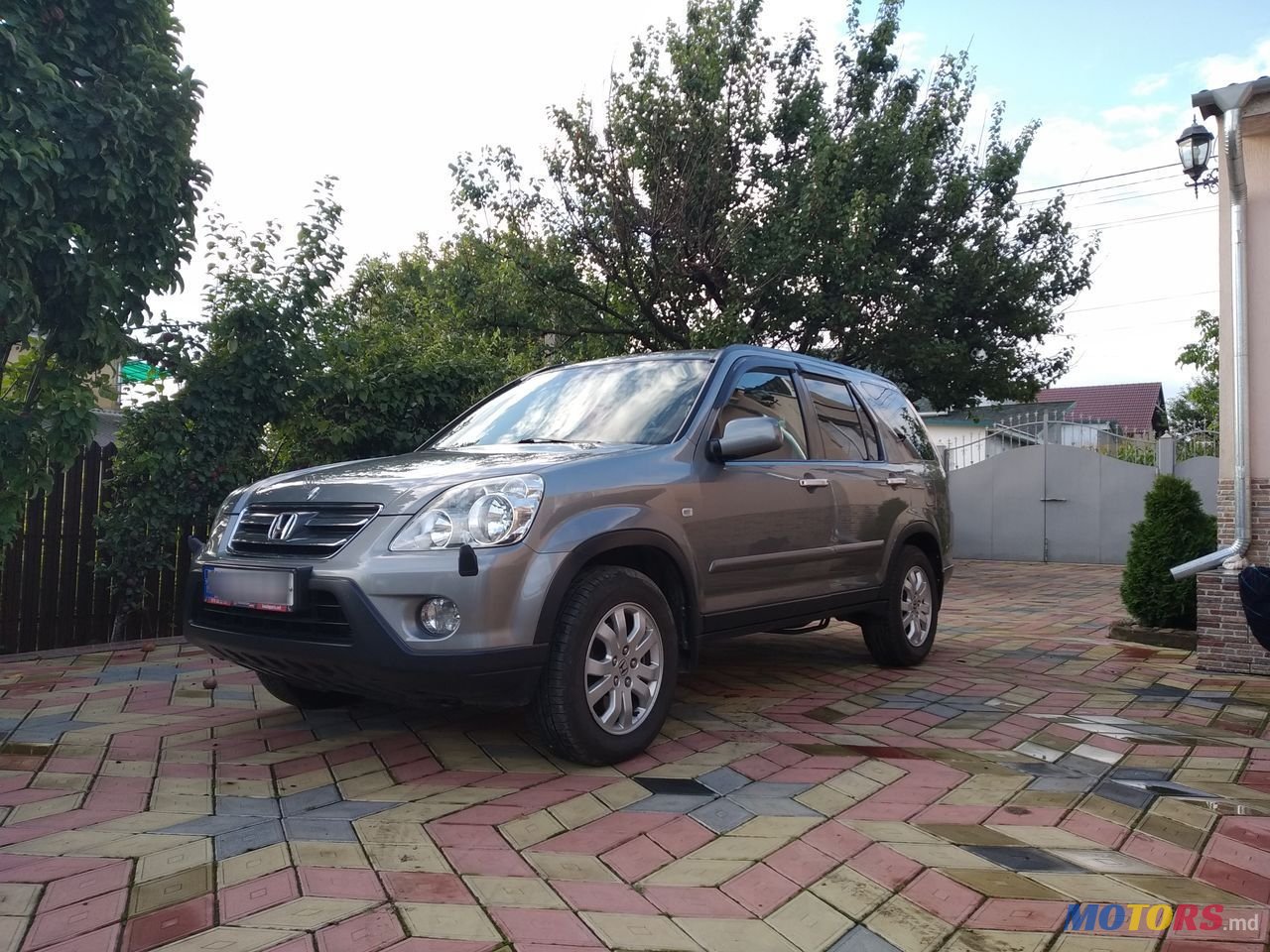 2005' Honda CR-V photo #1