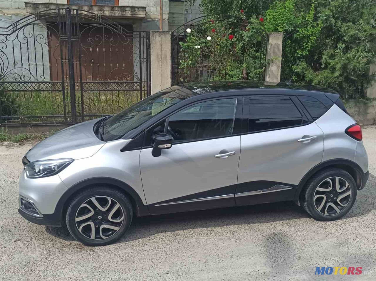 2014' Renault Captur photo #1