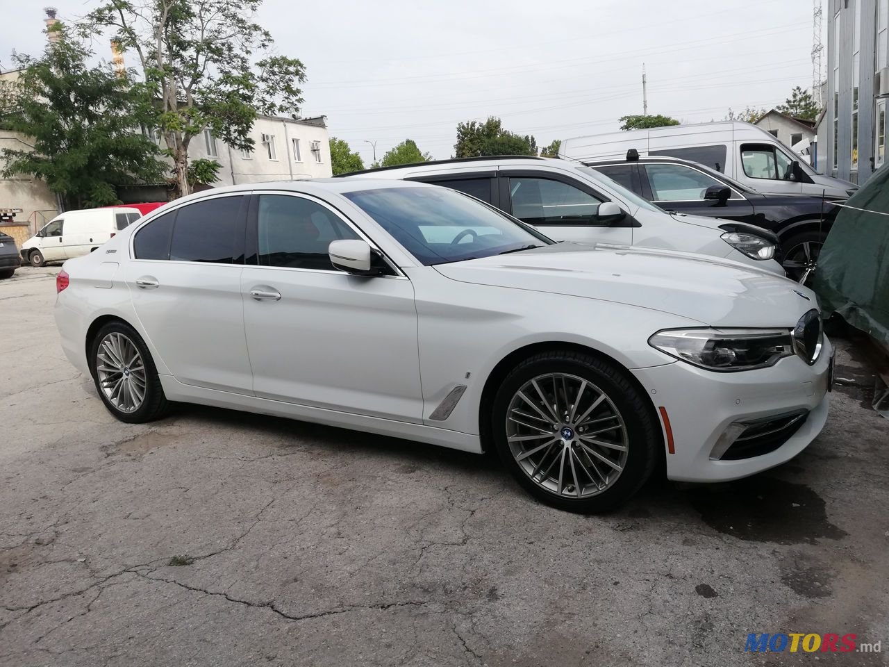 2018' BMW 5 Series photo #2