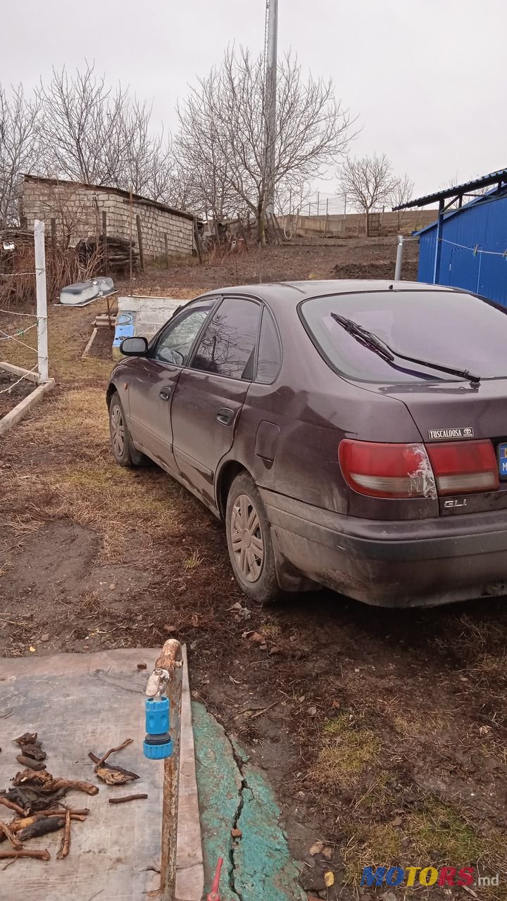 1993' Toyota Carina photo #1