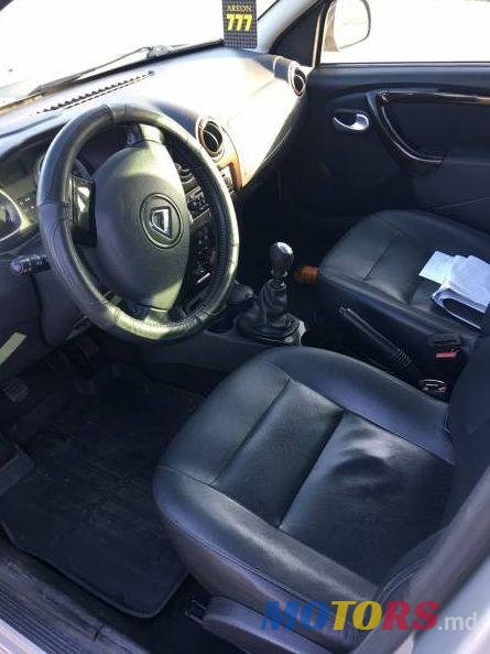 2011' Dacia Duster photo #4