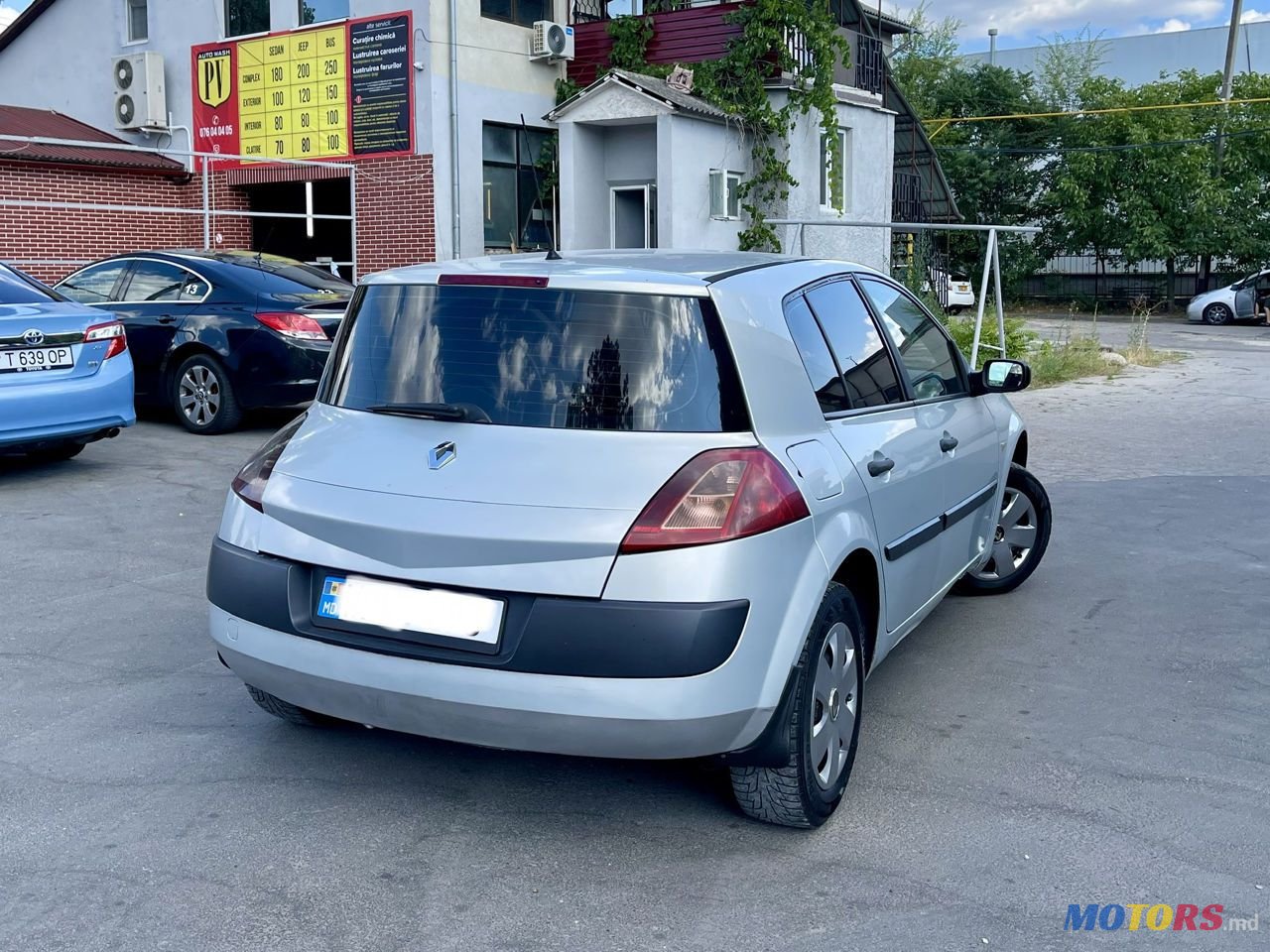 2005' Renault Megane photo #3