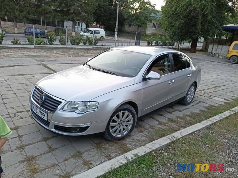 2006' Volkswagen Passat photo #4