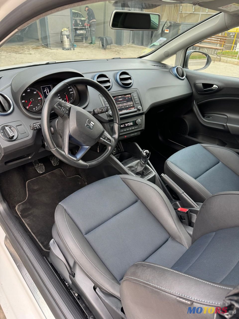 2016' SEAT Ibiza photo #5