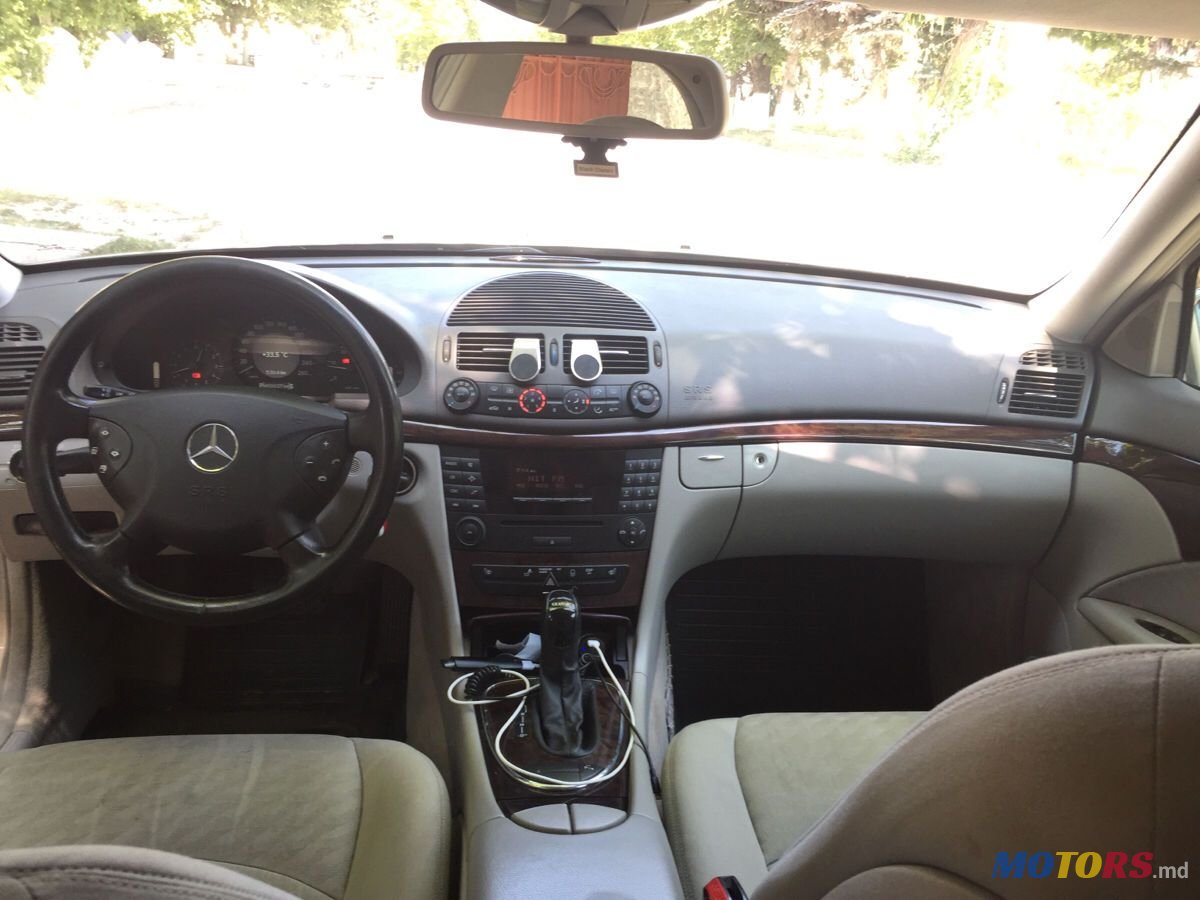 2003' Mercedes-Benz E Класс photo #5