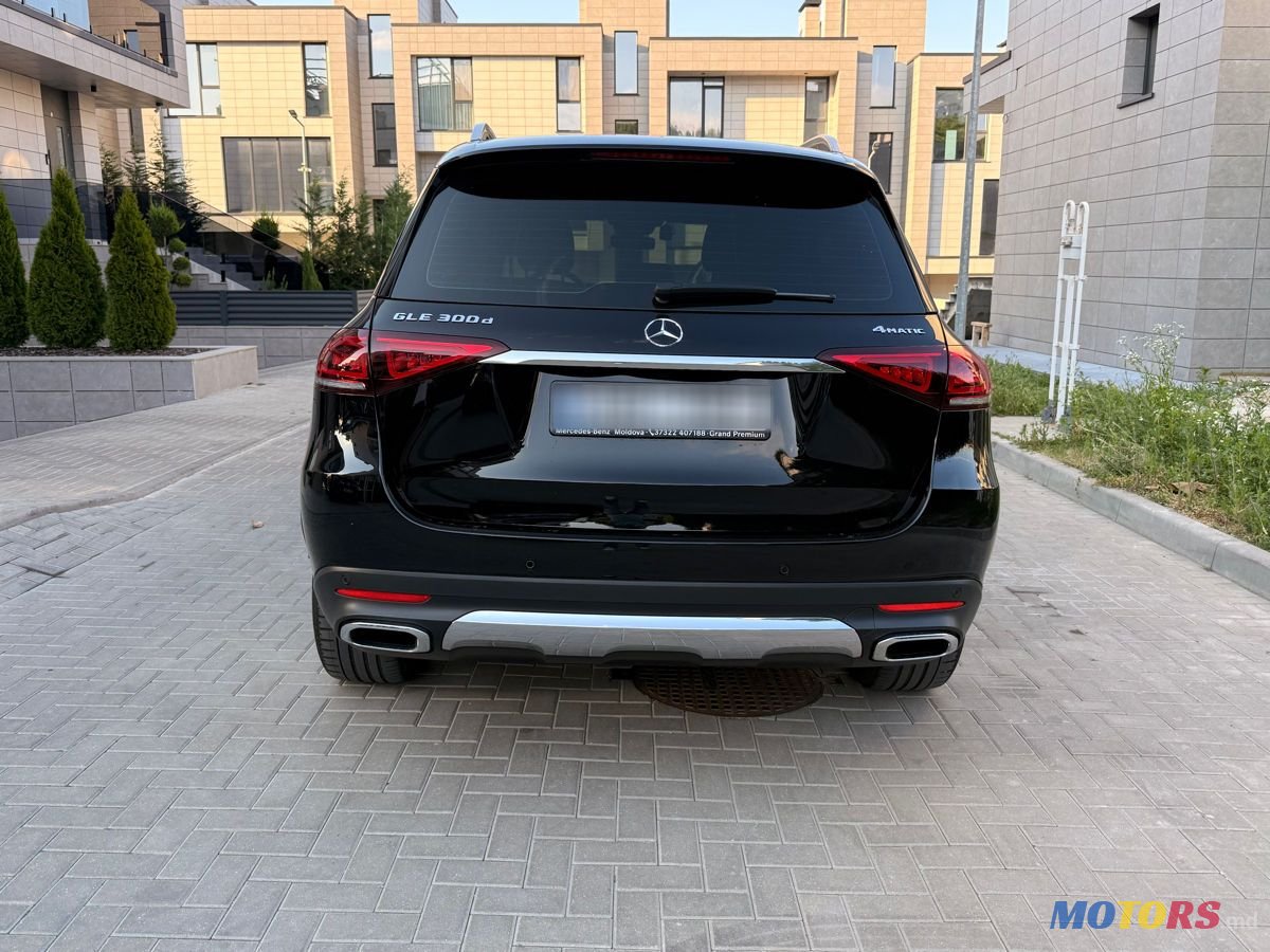2021' Mercedes-Benz GLE photo #3