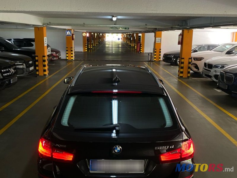 2015' BMW 5 Series photo #6