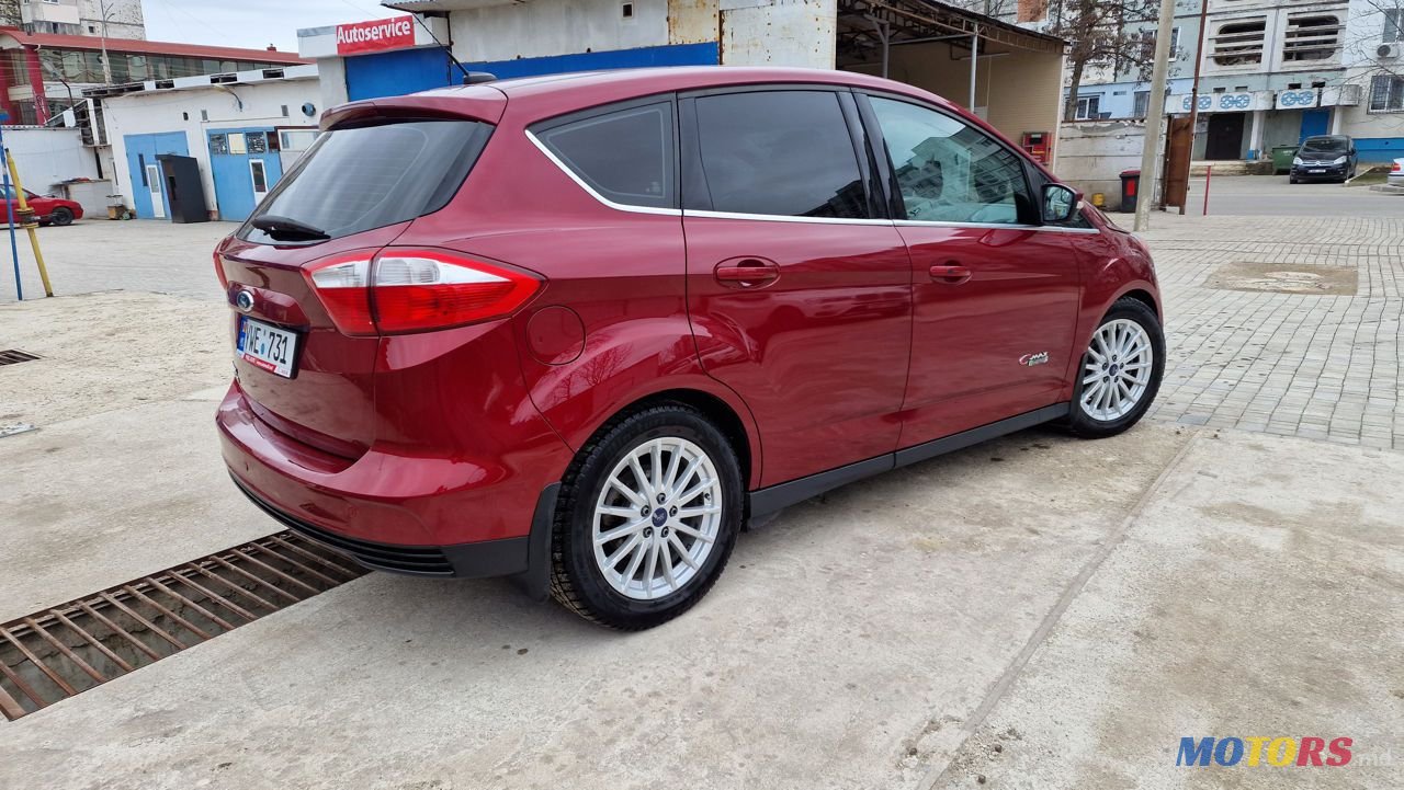 2013' Ford C-MAX photo #4