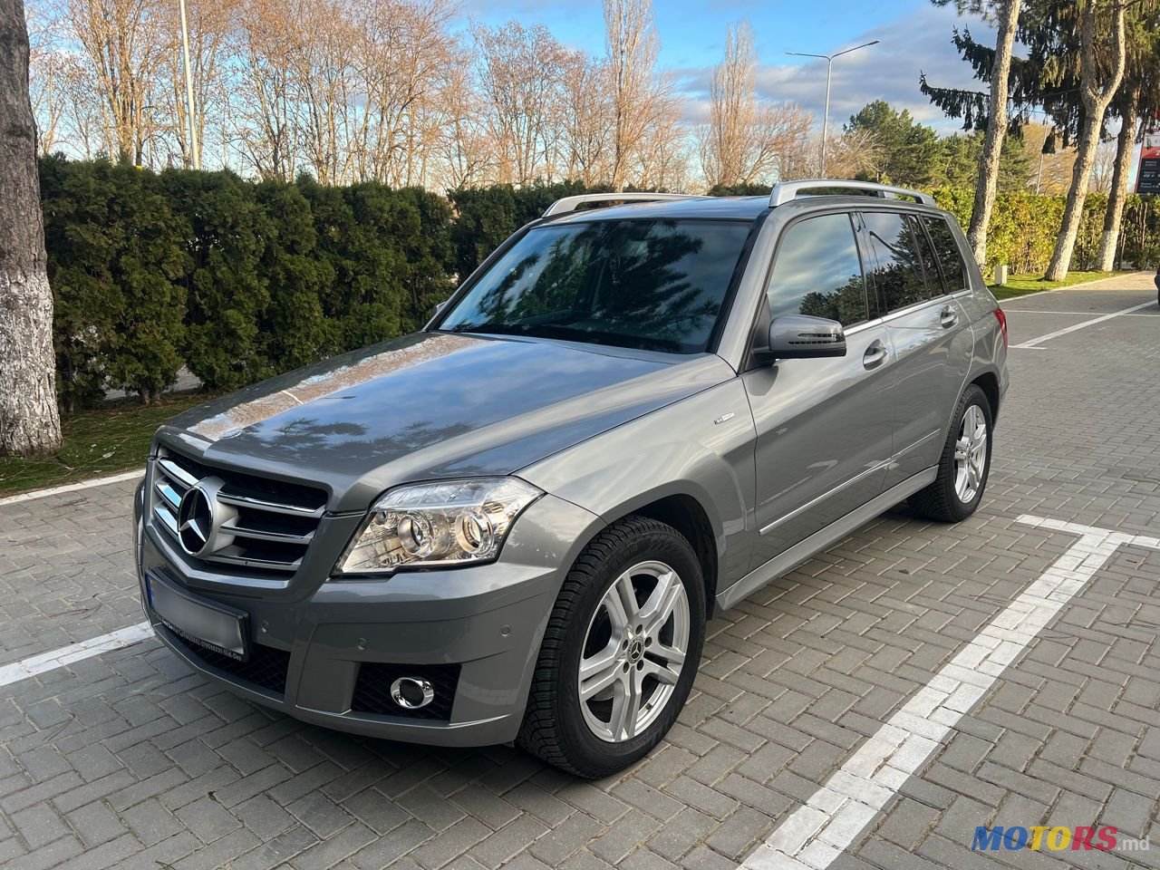 2011' Mercedes-Benz GLK-Class photo #2