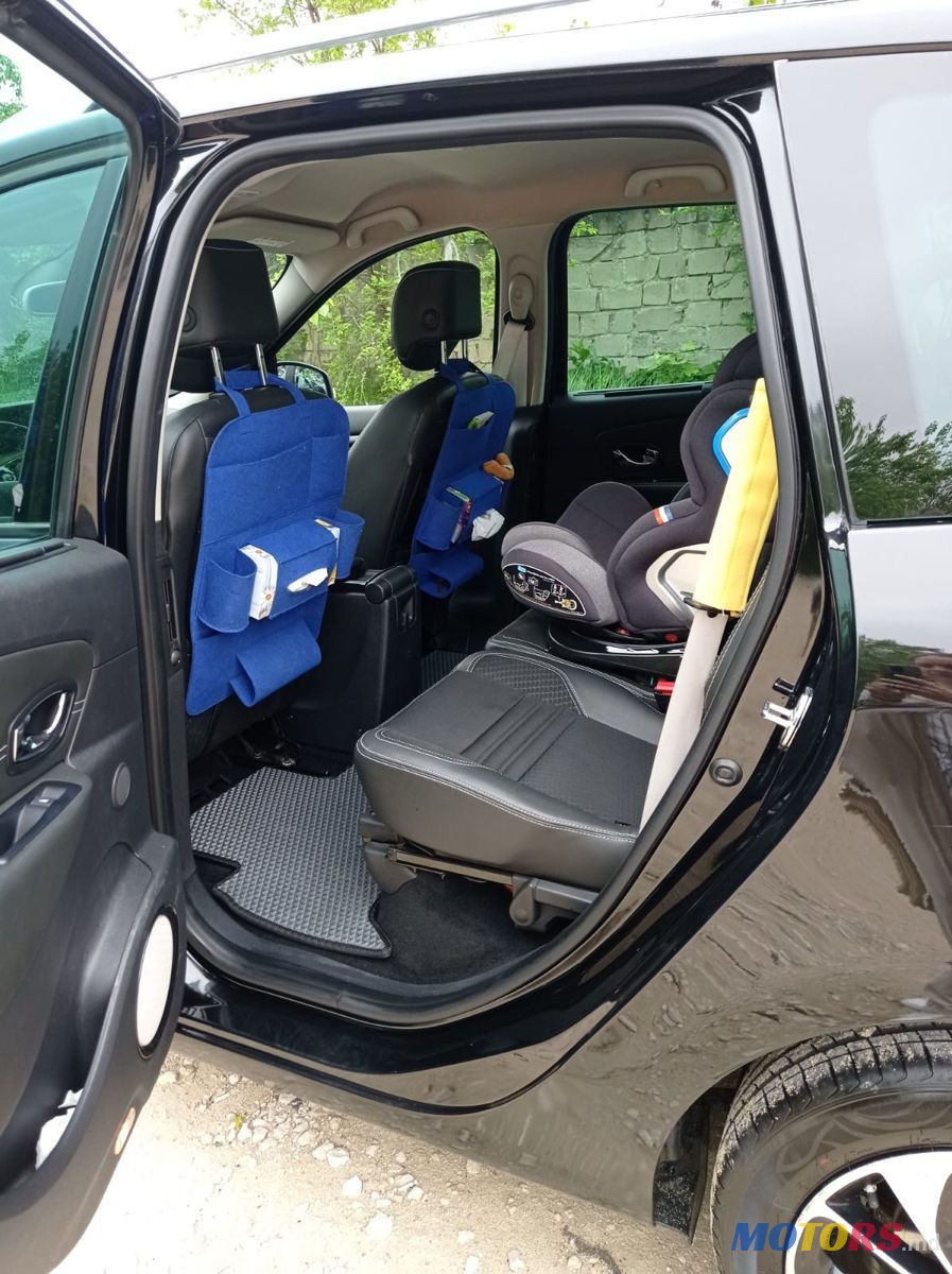 2016' Renault Grand Scenic photo #5