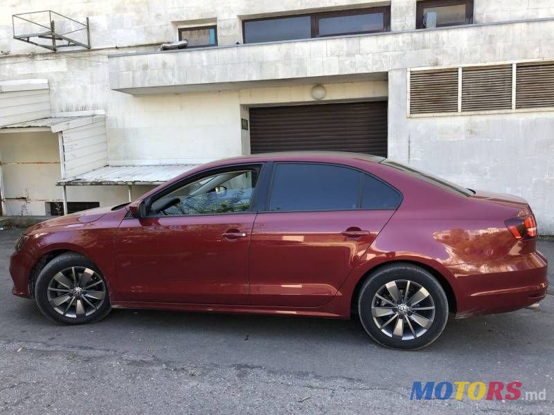 2016' Volkswagen Jetta photo #5