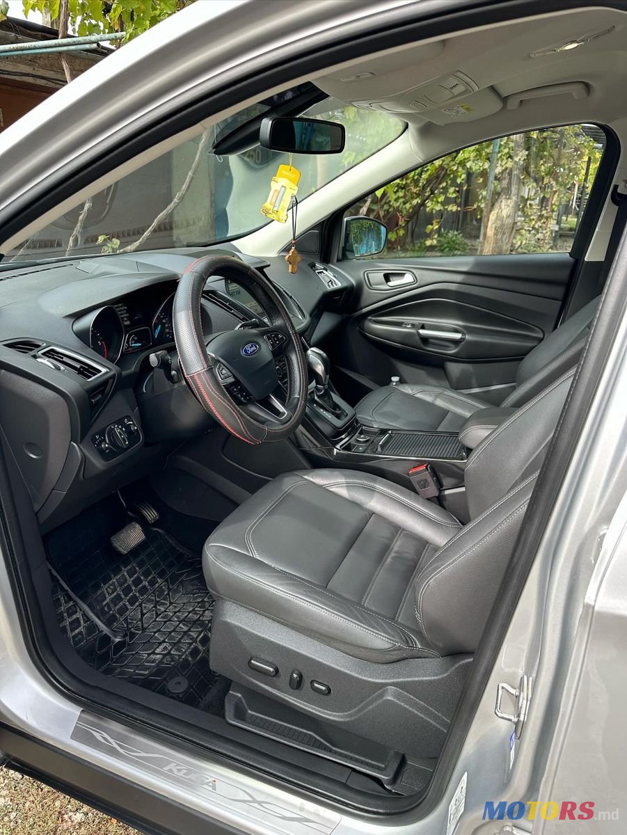 2017' Ford Kuga photo #4